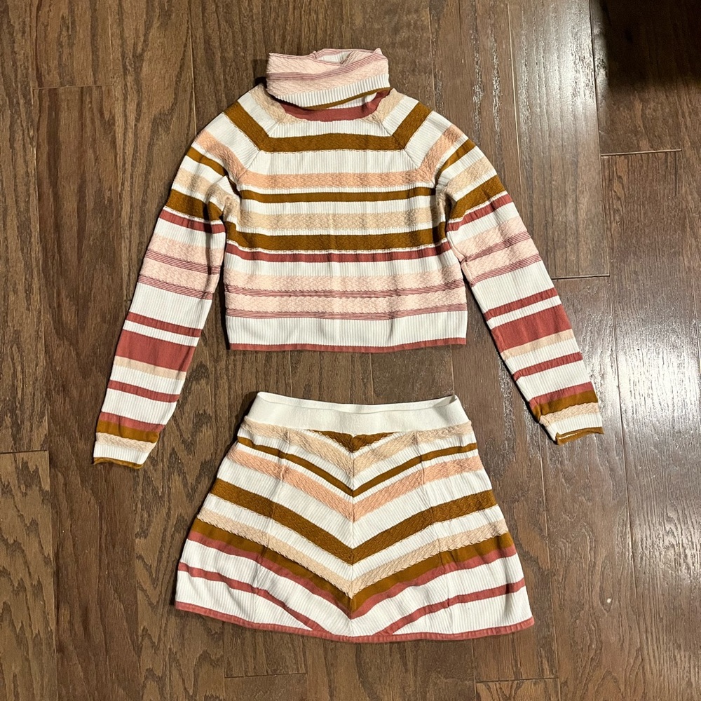Freepeople Cropped Turtle Neck Sweater With Skirt Set